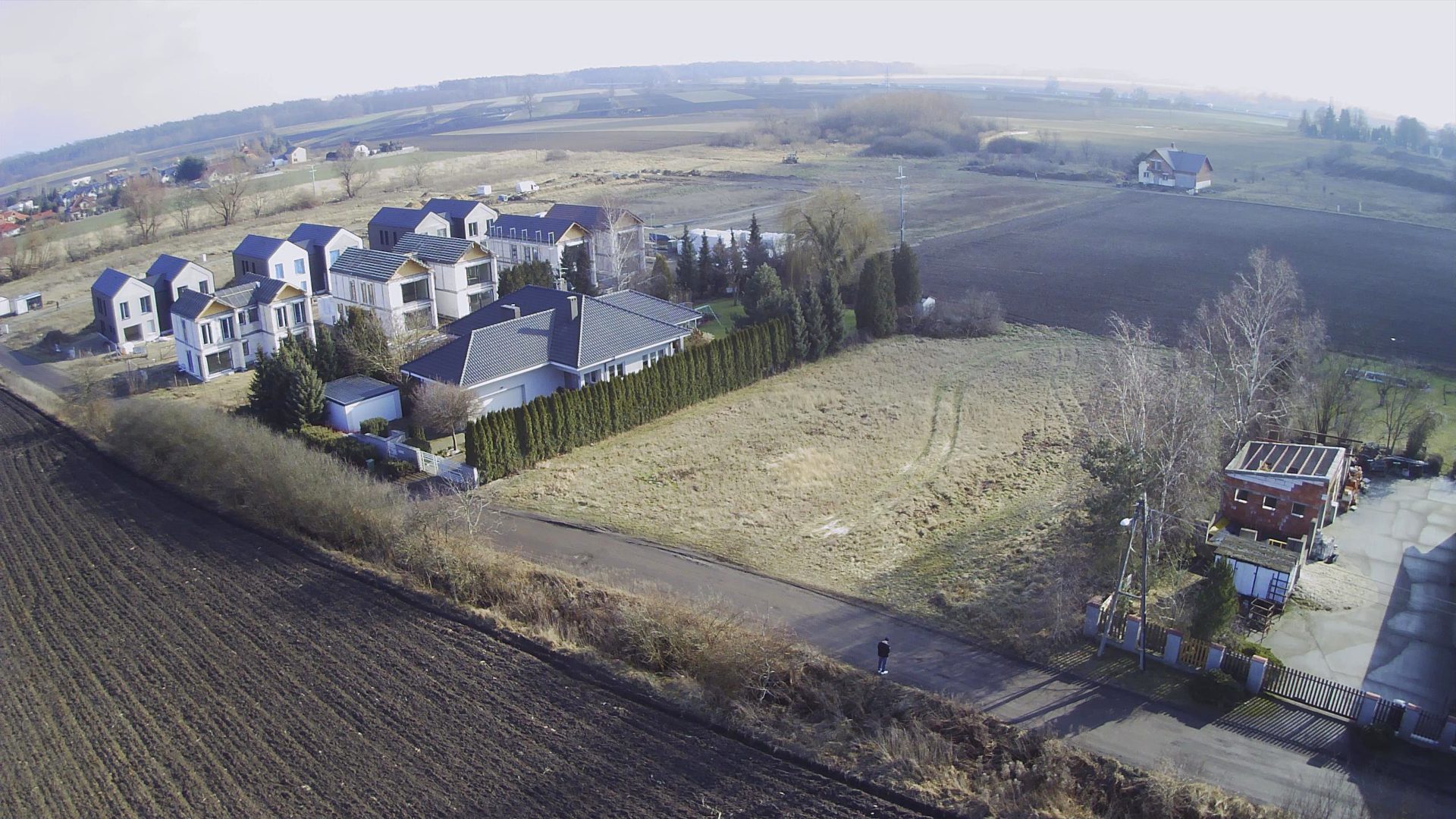 1741024814_c7c2d6650fe8dd3125b1541cb39af56649bd56fa