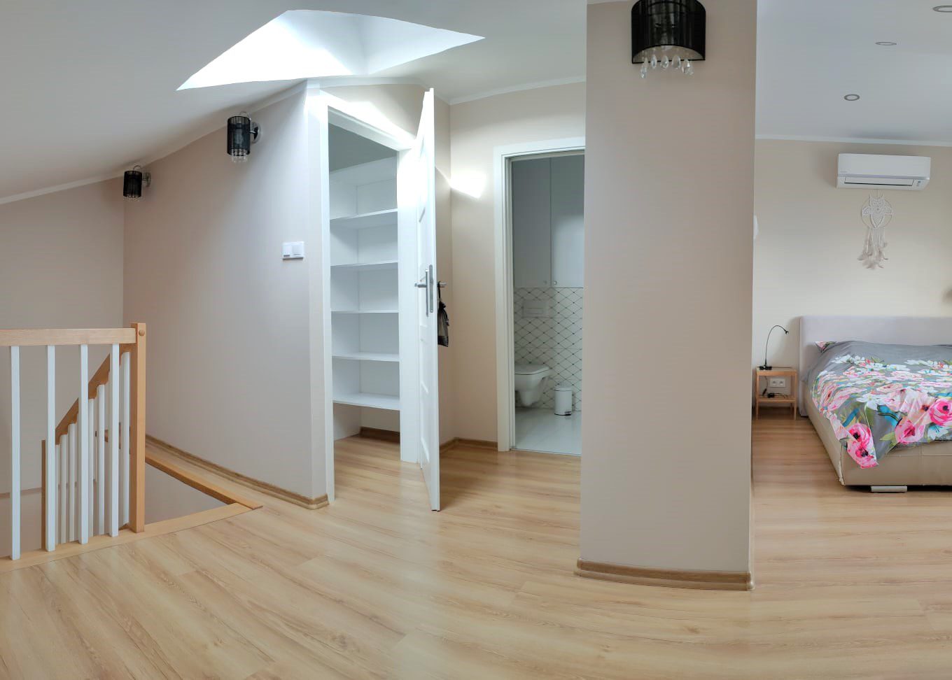 WhatsApp Image 2026-04-04 at 15.48.57 (1)